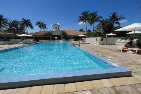 Купить кондоминиум в Авентура, Флорида 1 спальня, 84.91м2, № 2051914 - фото 16