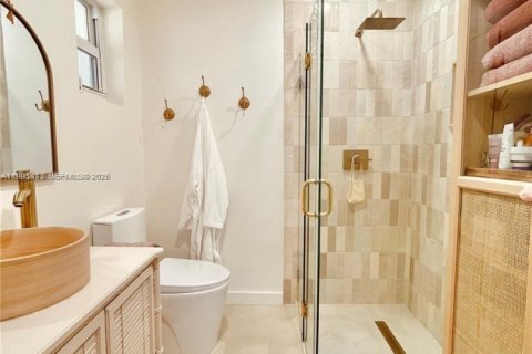 House in Dania Beach, Florida 3 bedrooms, 105.91 sq.m. № 2059153 - photo 9