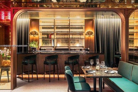 Condominio en alquiler en Miami, Florida, 1 dormitorio, 55.56 m2 № 2053131 - foto 18