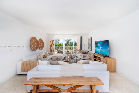 Condo in Key Biscayne, Florida, 2 bedrooms  № 2170213 - photo 4