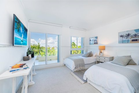 Condo in Key Biscayne, Florida, 2 bedrooms  № 2170213 - photo 21
