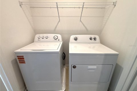 Touwnhouse à louer à Orlando, Floride: 3 chambres, 138.33 m2 № 2156319 - photo 25