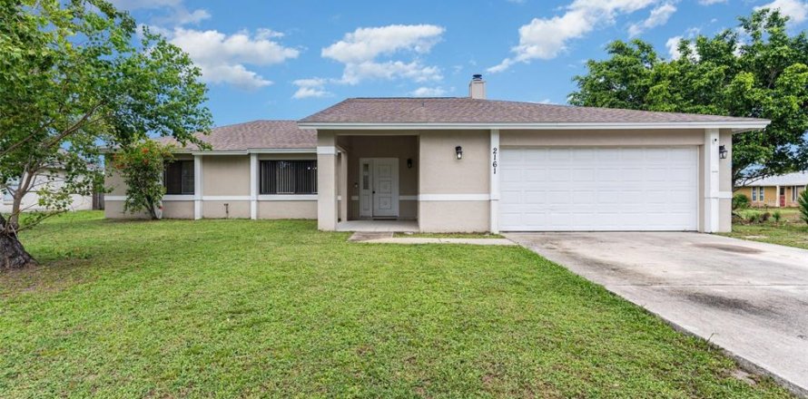 Villa ou maison à Palm Bay, Floride 3 chambres, 171.68 m2 № 1894381
