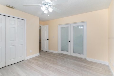 Villa ou maison à vendre à Palm Bay, Floride: 3 chambres, 171.68 m2 № 1894381 - photo 25