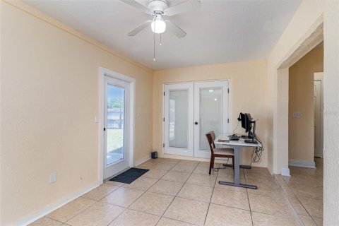Villa ou maison à vendre à Palm Bay, Floride: 3 chambres, 171.68 m2 № 1894381 - photo 13