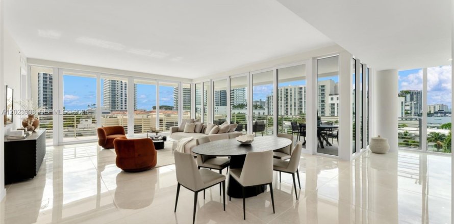 Condo à Fort Lauderdale, Floride, 3 chambres № 2083610