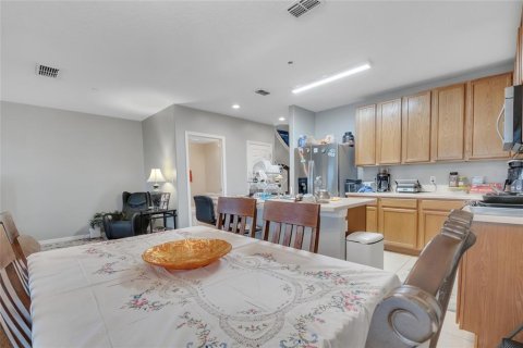 Touwnhouse à vendre à Orlando, Floride: 3 chambres, 136.01 m2 № 1900365 - photo 13