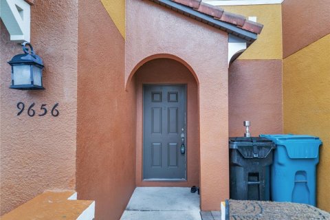 Touwnhouse à vendre à Orlando, Floride: 3 chambres, 136.01 m2 № 1900365 - photo 3