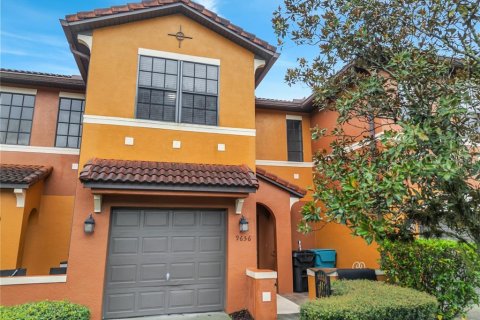 Touwnhouse à vendre à Orlando, Floride: 3 chambres, 136.01 m2 № 1900365 - photo 2