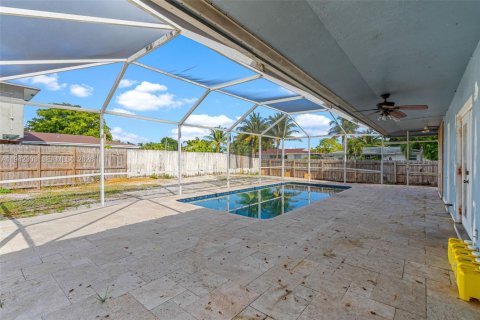 House in Pompano Beach, Florida 3 bedrooms, 116.96 sq.m. № 2007622 - photo 24