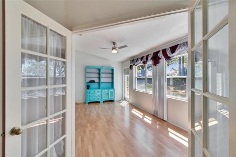 Condo in Sun City Center, Florida, 2 bedrooms  № 1583755 - photo 20