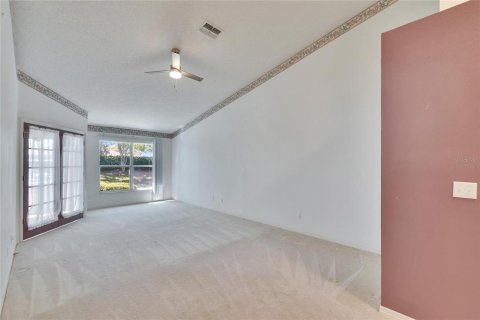 Condo in Sun City Center, Florida, 2 bedrooms  № 1583755 - photo 25