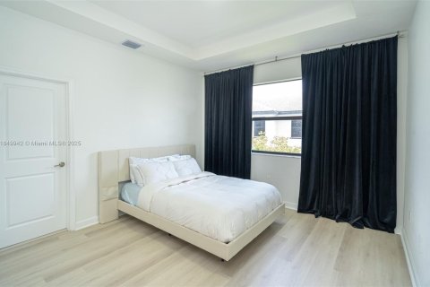 Townhouse in Homestead, Florida 3 bedrooms, 157.47 sq.m. № 1961845 - photo 18