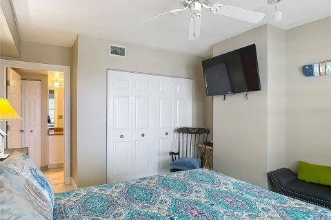 Condo in Daytona Beach Shores, Florida, 3 bedrooms  № 1782556 - photo 17
