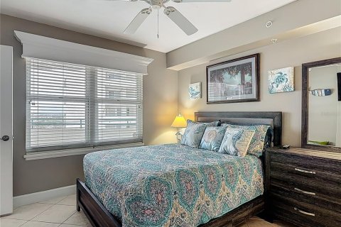 Condo in Daytona Beach Shores, Florida, 3 bedrooms  № 1782556 - photo 15