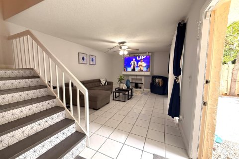 Adosado en venta en West Palm Beach, Florida, 2 dormitorios, 114.83 m2 № 2085517 - foto 22