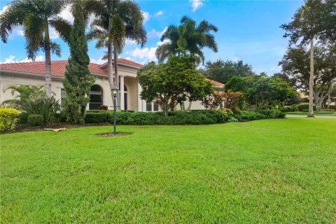 Villa ou maison à vendre à Lakewood Ranch, Floride: 3 chambres, 388.15 m2 № 2389248 - photo 4