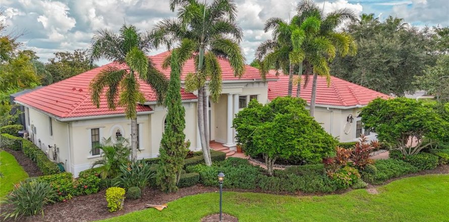 Villa ou maison à Lakewood Ranch, Floride 3 chambres, 388.15 m2 № 2389248