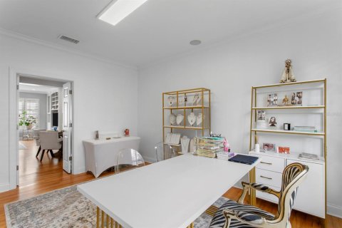 Townhouse in Tampa, Florida 3 bedrooms, 218.97 sq.m. № 2396245 - photo 11