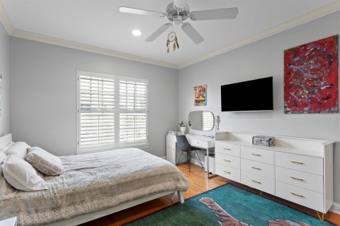 Townhouse in Tampa, Florida 3 bedrooms, 218.97 sq.m. № 2396245 - photo 30