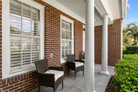 Townhouse in Tampa, Florida 3 bedrooms, 218.97 sq.m. № 2396245 - photo 3
