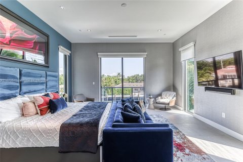 Casa en alquiler en Fort Lauderdale, Florida, 6 dormitorios, 500.46 m2 № 1867598 - foto 22