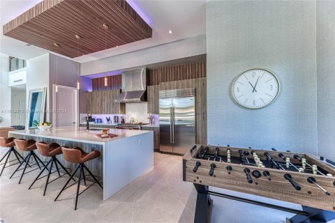 Casa en alquiler en Fort Lauderdale, Florida, 6 dormitorios, 500.46 m2 № 1867598 - foto 10