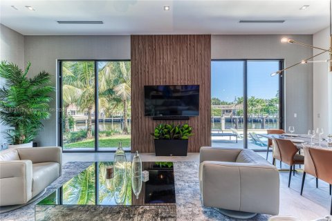 Casa en alquiler en Fort Lauderdale, Florida, 6 dormitorios, 500.46 m2 № 1867598 - foto 8