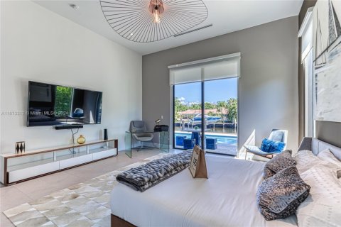 Casa en alquiler en Fort Lauderdale, Florida, 6 dormitorios, 500.46 m2 № 1867598 - foto 18