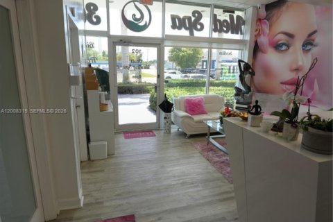 Immobilier commercial à vendre à Miami, Floride № 2170904 - photo 27