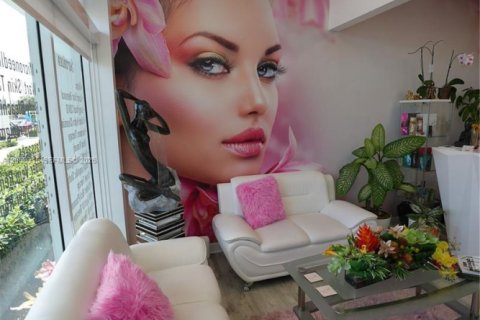 Immobilier commercial à vendre à Miami, Floride № 2170904 - photo 29