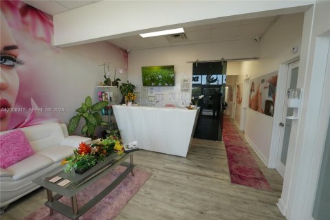 Immobilier commercial à vendre à Miami, Floride № 2170904 - photo 30