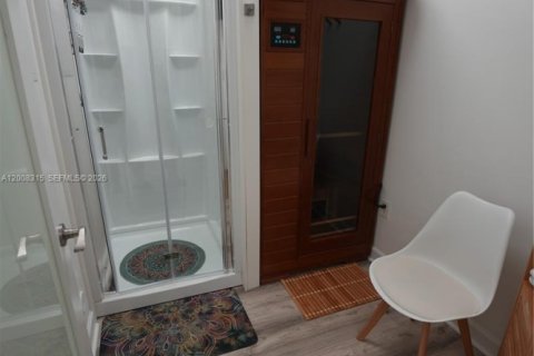 Immobilier commercial à vendre à Miami, Floride № 2170904 - photo 6