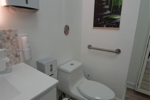 Immobilier commercial à vendre à Miami, Floride № 2170904 - photo 5
