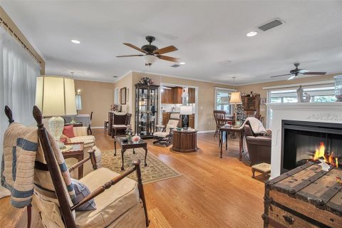 Casa en venta en Bradenton, Florida, 3 dormitorios, 166.48 m2 № 1824400 - foto 12