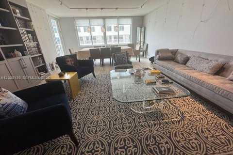 Copropriété à vendre à Miami Beach, Floride: 2 chambres, 132.85 m2 № 2066885 - photo 25