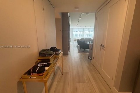 Copropriété à vendre à Miami Beach, Floride: 2 chambres, 132.85 m2 № 2066885 - photo 16