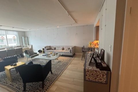 Copropriété à vendre à Miami Beach, Floride: 2 chambres, 132.85 m2 № 2066885 - photo 24