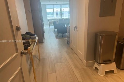 Copropriété à vendre à Miami Beach, Floride: 2 chambres, 132.85 m2 № 2066885 - photo 17