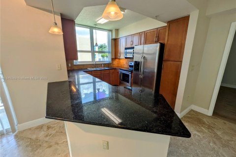Copropriété à louer à Miami, Floride: 2 chambres, 111.67 m2 № 1840987 - photo 3