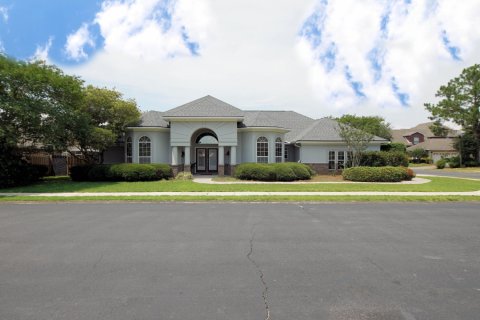 Villa ou maison à vendre à Fort Walton Beach, Floride: 3 chambres, 243.5 m2 № 561250 - photo 1