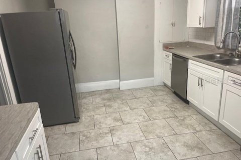 Casa en venta en Haines City, Florida, 2 dormitorios, 107.77 m2 № 1810205 - foto 4