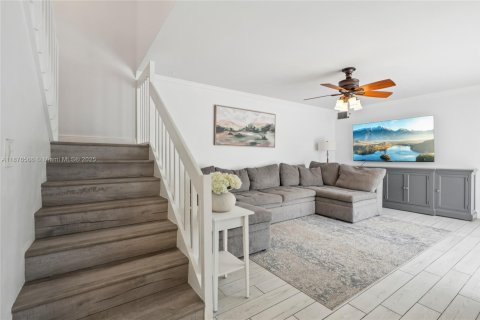 Adosado en venta en Davie, Florida, 3 dormitorios, 153.66 m2 № 1924395 - foto 3