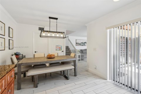 Adosado en venta en Davie, Florida, 3 dormitorios, 153.66 m2 № 1924395 - foto 10