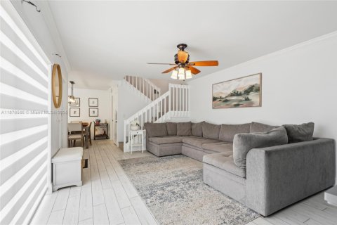 Adosado en venta en Davie, Florida, 3 dormitorios, 153.66 m2 № 1924395 - foto 7