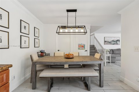 Adosado en venta en Davie, Florida, 3 dormitorios, 153.66 m2 № 1924395 - foto 12