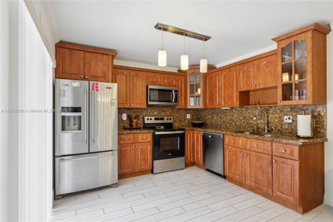Adosado en venta en Davie, Florida, 3 dormitorios, 153.66 m2 № 1924395 - foto 15
