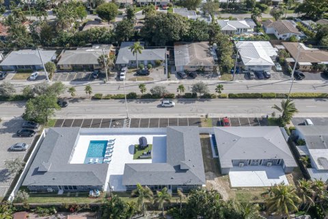 Propiedad comercial en venta en Wilton Manors, Florida, 174.28 m2 № 2260768 - foto 10