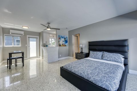 Propiedad comercial en venta en Wilton Manors, Florida, 174.28 m2 № 2260768 - foto 8
