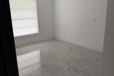 Villa ou maison à vendre à Orlando, Floride: 5 chambres, 168.99 m2 № 2275468 - photo 28